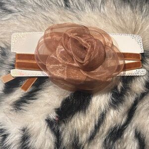 Elegant Brown Floral choker